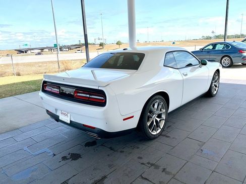 Used 2021 Dodge Challenger GT image 5