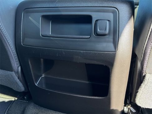 Used 2016 GMC Sierra 2500 SLT image 34