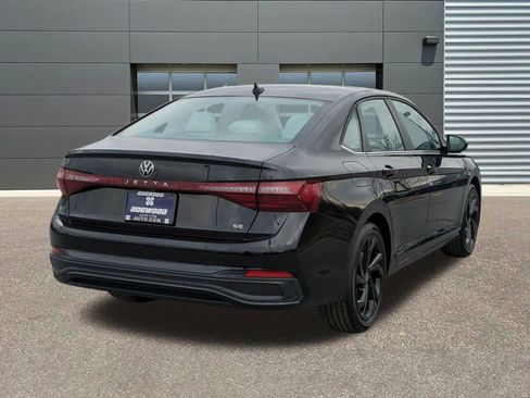 New 2026 Volkswagen Jetta SE image 7