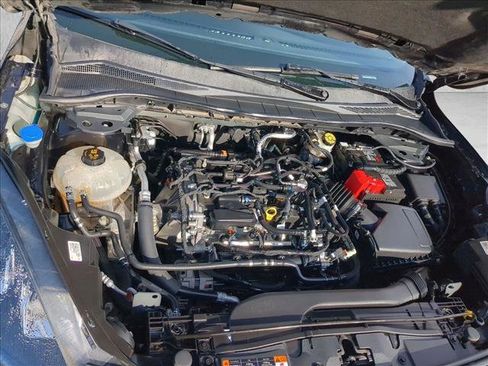 Used 2021 Ford Escape SE image 22