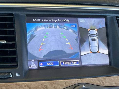 Used 2014 INFINITI QX80 4WD w/ Theater Package image 22