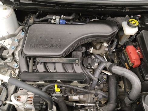 Used 2019 Nissan Rogue Sport SL w/ Premium Package image 30