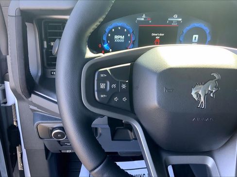 Used 2026 Ford Bronco Badlands w/ Sasquatch Package AWD/4WD image 23