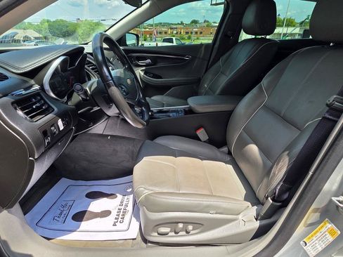 Used 2016 Chevrolet Impala LTZ FWD image 12