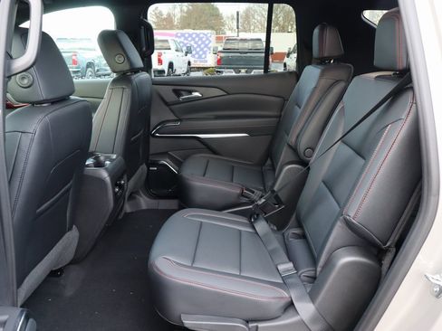 New 2026 Chevrolet Traverse Z71 image 24