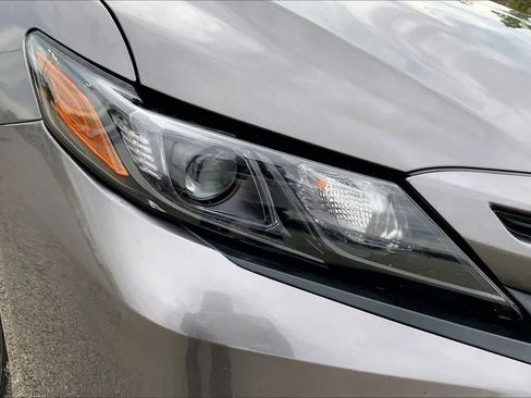 Used 2024 Toyota Camry SE image 27