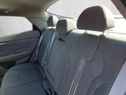 Used 2026 Hyundai Elantra SEL Sport Premium w/ Cargo Package FWD image 12