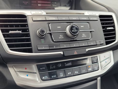 Used 2014 Honda Accord LX image 22
