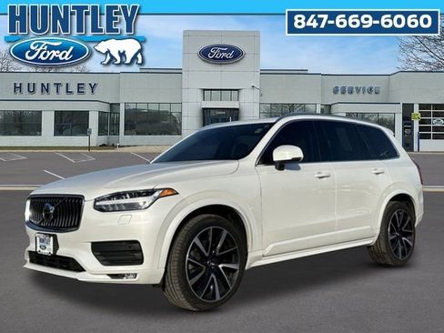 Used 2022 Volvo XC90 T6 Momentum w/ Advanced Package image 1