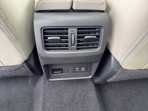 Certified 2023 Nissan Rogue SL w/ SL Premium Package image 32