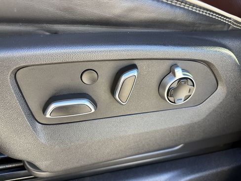 Used 2024 GMC Sierra 2500 Denali Ultimate w/ Max Trailering Package image 19