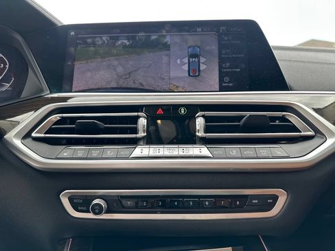 Used 2021 BMW X7 xDrive40i w/ Premium Package AWD/4WD image 37