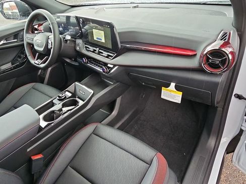 New 2026 Chevrolet Equinox RS w/ Safety and Technology Package FWD image 31