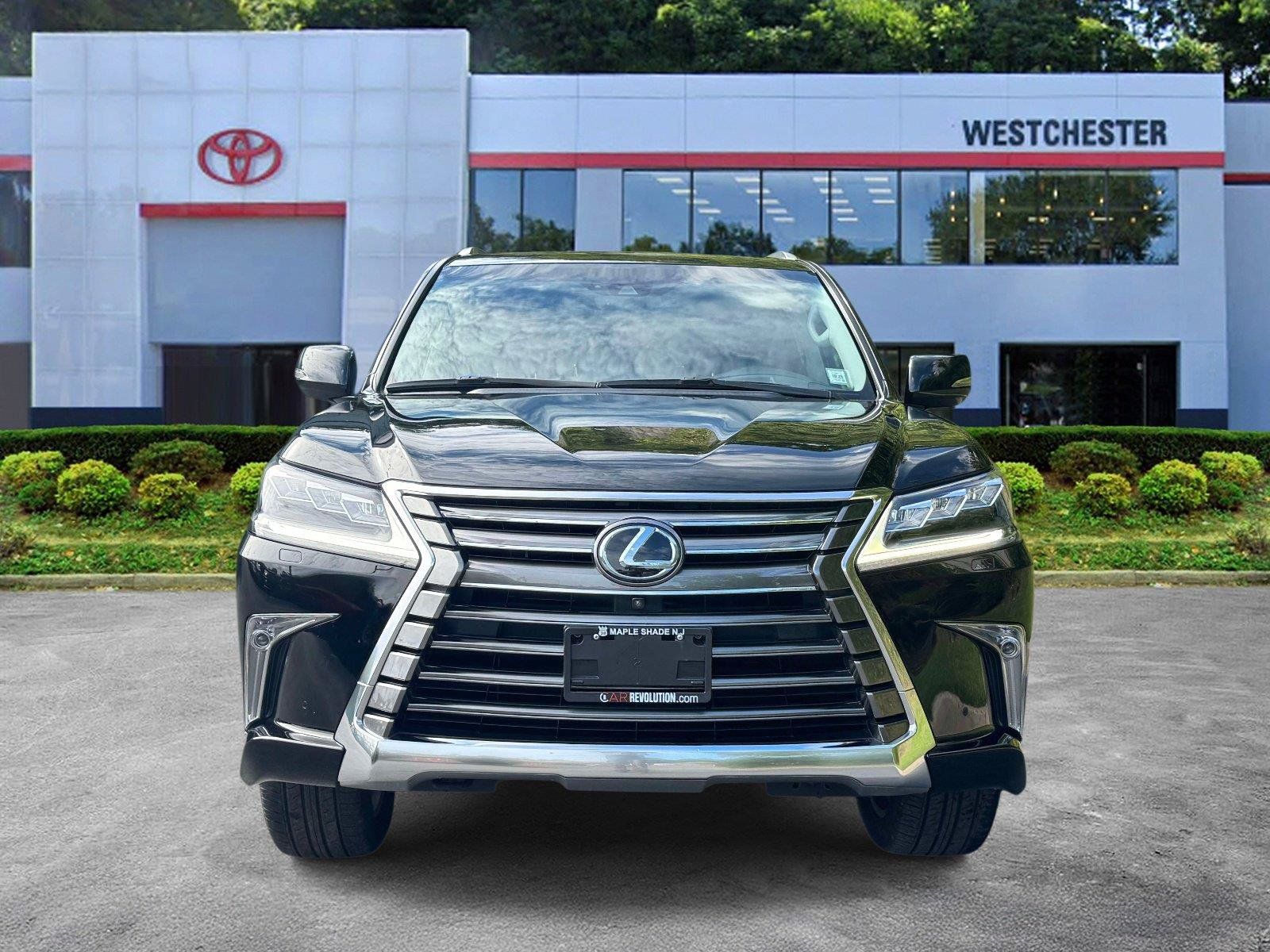 Used 2017 Lexus LX 570 4WD w/ Luxury Package image 4
