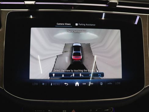 Used 2025 Mercedes-Benz E 350 4MATIC Sedan image 29