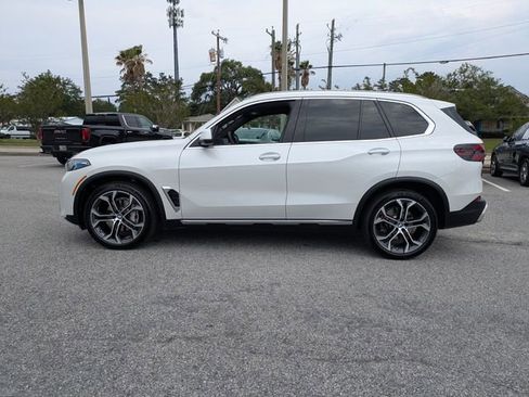 Used 2024 BMW X5 xDrive40i w/ Premium Package AWD/4WD image 7