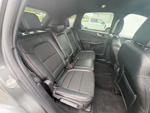 Used 2025 Ford Escape ST-Line AWD/4WD image 35