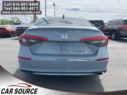 Used 2023 Honda Civic Sport image 6
