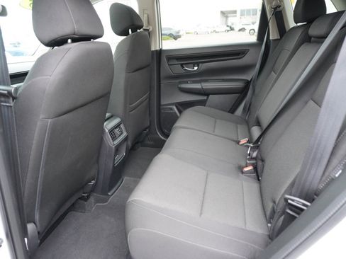 Used 2025 Honda CR-V EX image 12