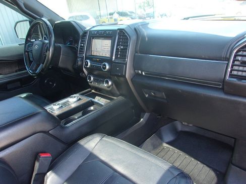 Used 2019 Ford Expedition Max Limited w/ Texas Edition Package AWD/4WD image 11