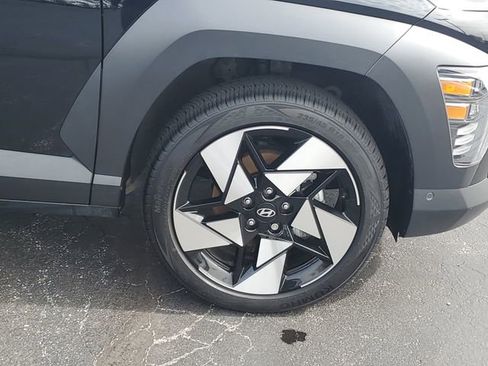 Used 2025 Hyundai Kona Limited image 6