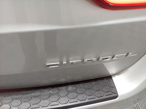 Used 2024 Dodge Durango Citadel AWD/4WD image 6