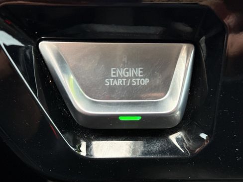 Used 2024 GMC Sierra 1500 AT4 w/ Technology Package image 43