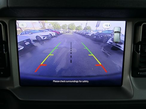 Used 2025 Ford Bronco Outer Banks image 22