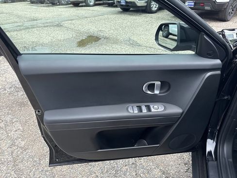 Used 2024 Hyundai Ioniq 5 SEL AWD/4WD image 11