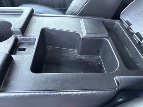 Used 2012 Ford F250 Lariat w/ Lariat Interior Pkg AWD/4WD image 26