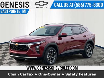 Used 2024 Chevrolet Trax LT w/ Driver Confidence Package