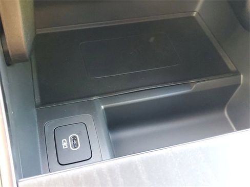 Used 2025 Land Rover Range Rover Evoque S image 27