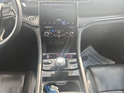 Used 2021 Jeep Grand Cherokee L Overland w/ Luxury Tech Group IV image 11