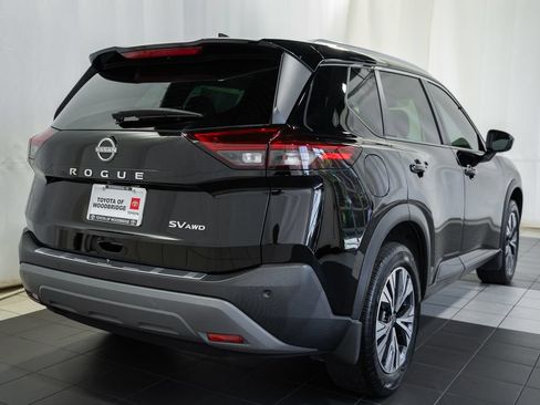 Used 2023 Nissan Rogue SV w/ SV Premium B Package AWD/4WD image 4