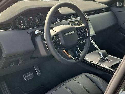 New 2026 Land Rover Range Rover Evoque Hoxton AWD/4WD image 7