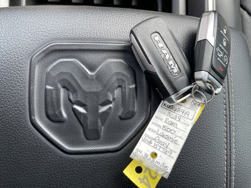 Used 2024 RAM 1500 Laramie image 31