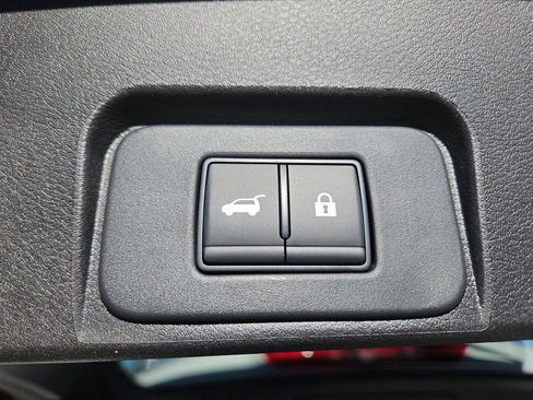 New 2026 Nissan Rogue SV w/ Cold Weather Package AWD/4WD image 20