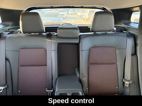 Used 2026 Nissan Kicks SR FWD image 39