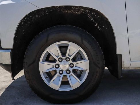 Used 2021 Chevrolet Silverado 1500 LT AWD/4WD image 11