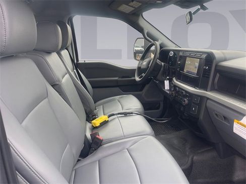Used 2024 Ford F350 XL w/ XL Chrome Package image 17