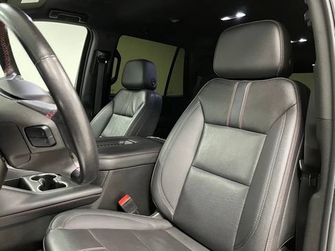 Used 2022 Chevrolet Tahoe RST w/ Luxury Package AWD/4WD image 22