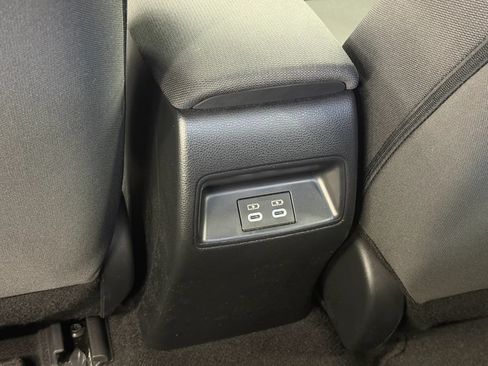 Used 2023 Toyota Corolla LE FWD image 25