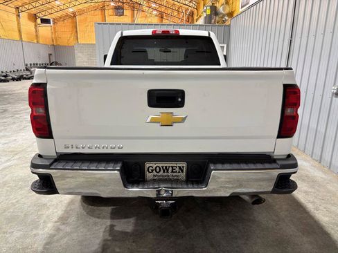 Used 2019 Chevrolet Silverado 2500 W/T AWD/4WD image 8