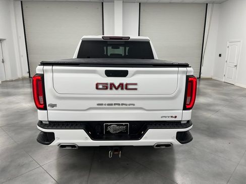 Used 2021 GMC Sierra 1500 AT4 w/ AT4 Value Package AWD/4WD image 8