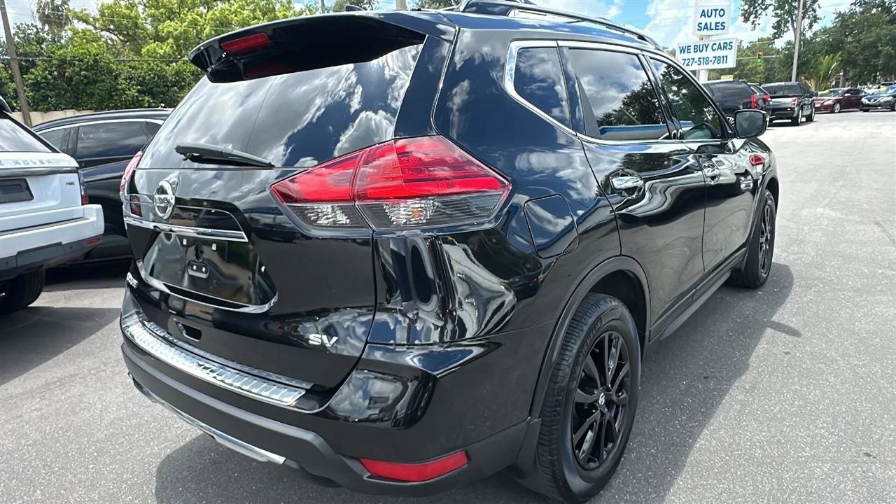 Used 2017 Nissan Rogue SV w/ Midnight Edition FWD image 8