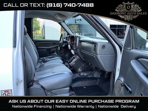 Used 2007 Chevrolet Silverado 3500 2WD Regular Cab w/ Heavy-Duty Power Package image 19