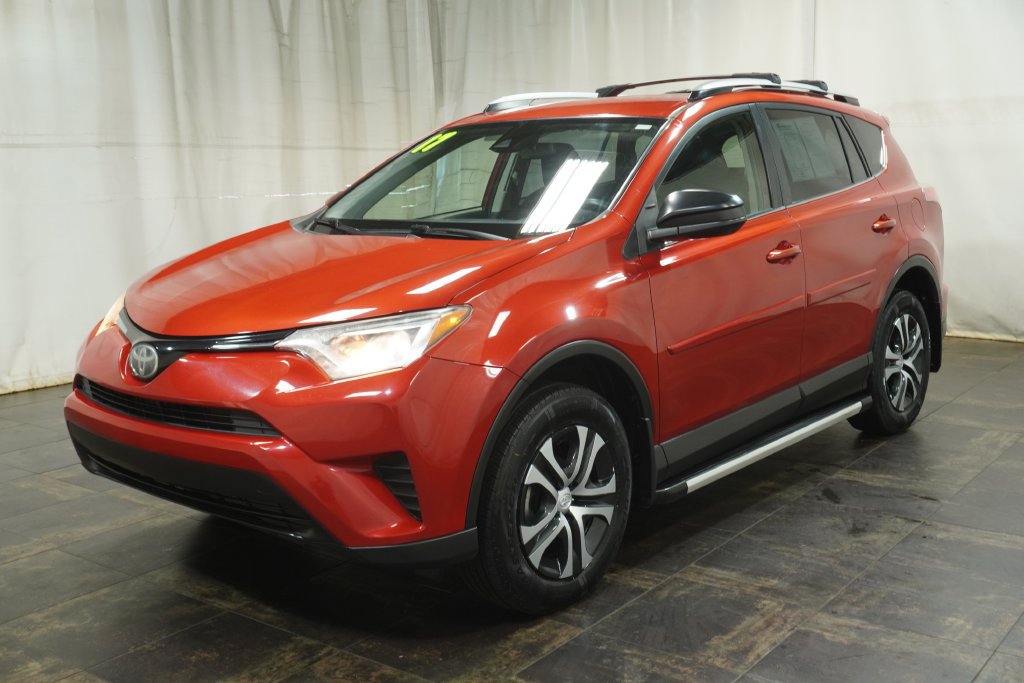 Used 2017 Toyota RAV4 LE w/ Carpet Mat Package AWD/4WD image 2