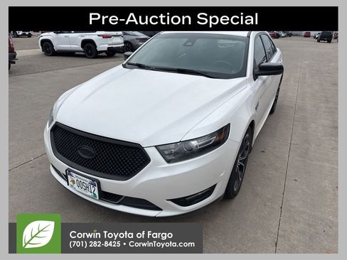 Used 2013 Ford Taurus SHO image 1