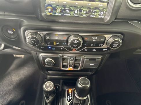 Used 2023 Jeep Wrangler Unlimited Sahara w/ Cold Weather Group image 23