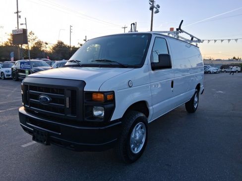 Used 2013 Ford E-150 and Econoline 150 image 3